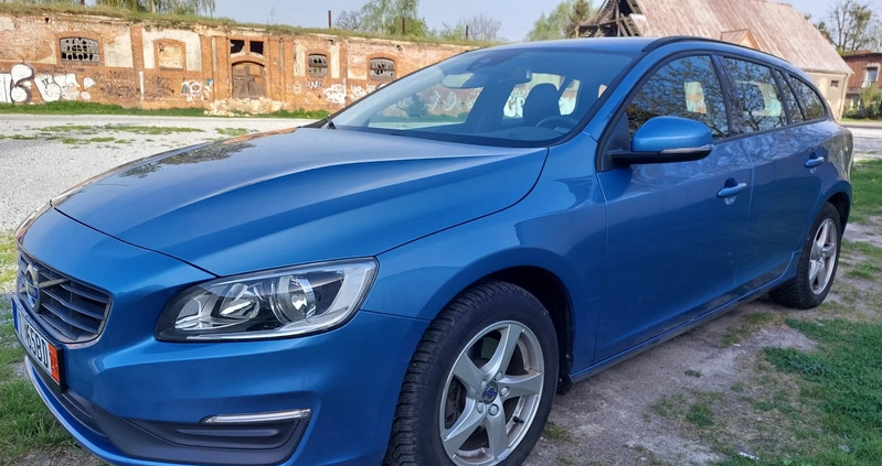 Volvo V60 cena 42900 przebieg: 163200, rok produkcji 2016 z Grodków małe 742